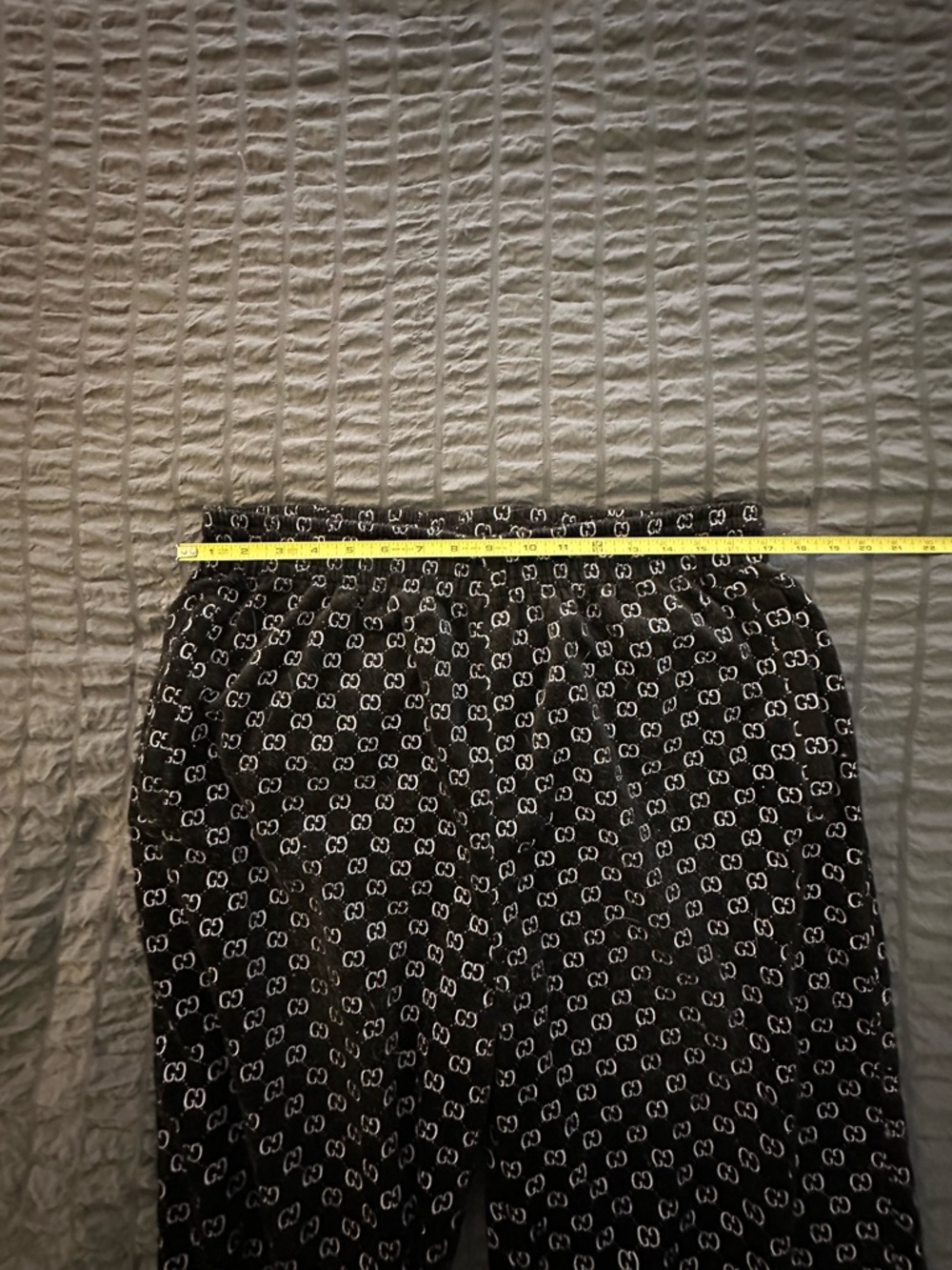 Gucci men’s sweat pants. - Picture 3 of 3